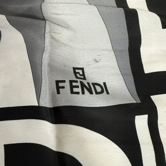 Rare Vintage Fendi Silk Scarf - Picture 4 of 6